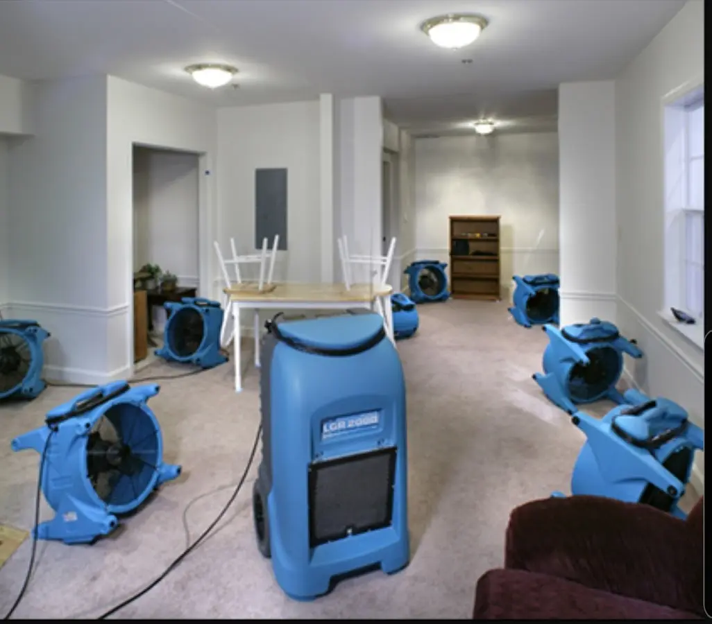 Air movers and dehumidifier setup for Water Damage Restoration in Lake Norman of Catawba